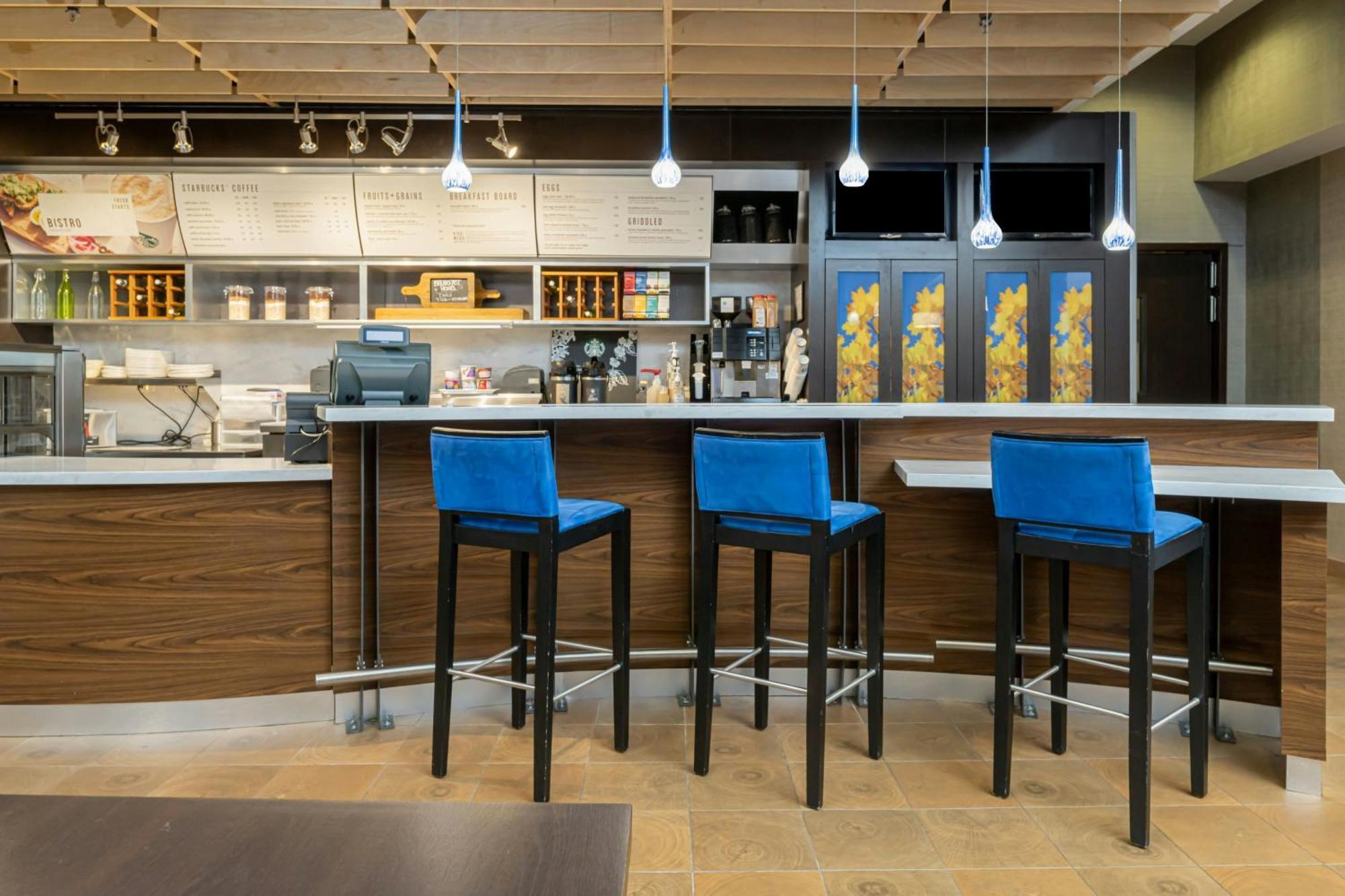 Courtyard By Marriott Asheville Airport Флетчер Экстерьер фото